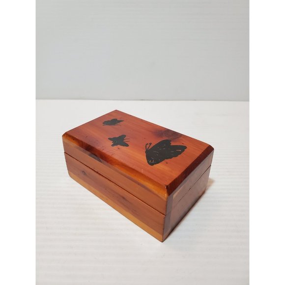 Wooden Keepsake Box, Wooden Chest, Wooden Box, Small Treasure Chest, Woo… - Picture 4 of 10